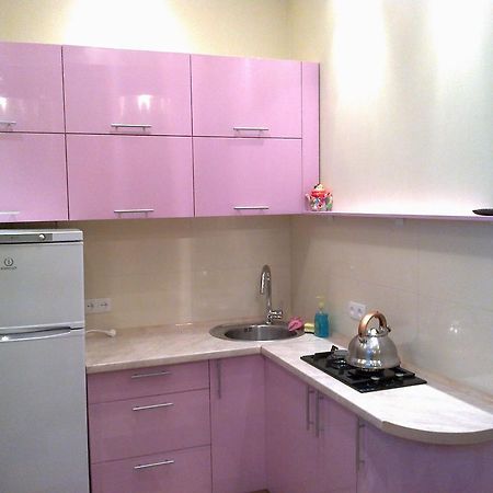 Apartment At Komsomolska 52А Ντνιπροπετρόφσκ Εξωτερικό φωτογραφία